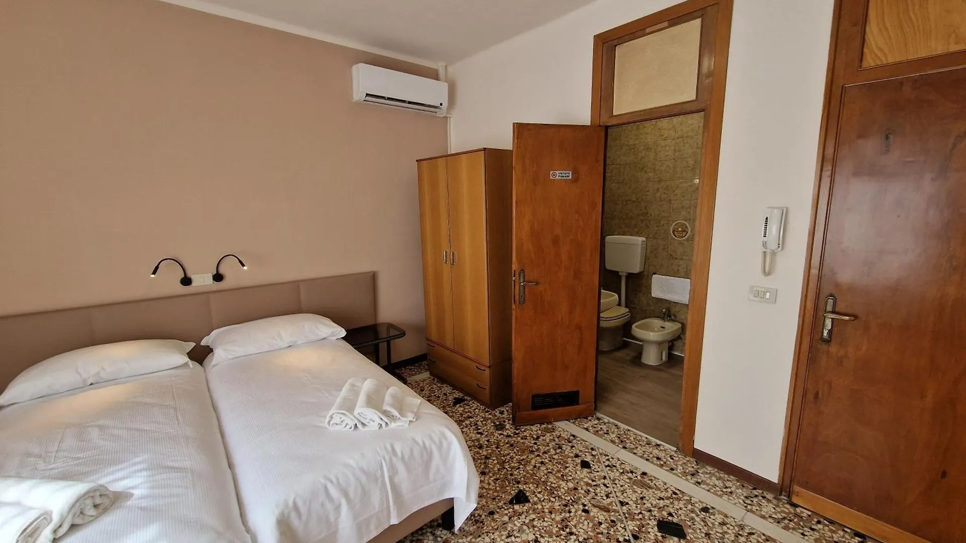 Albergo D'Ambros - Casa Belfiore Group 维琴察