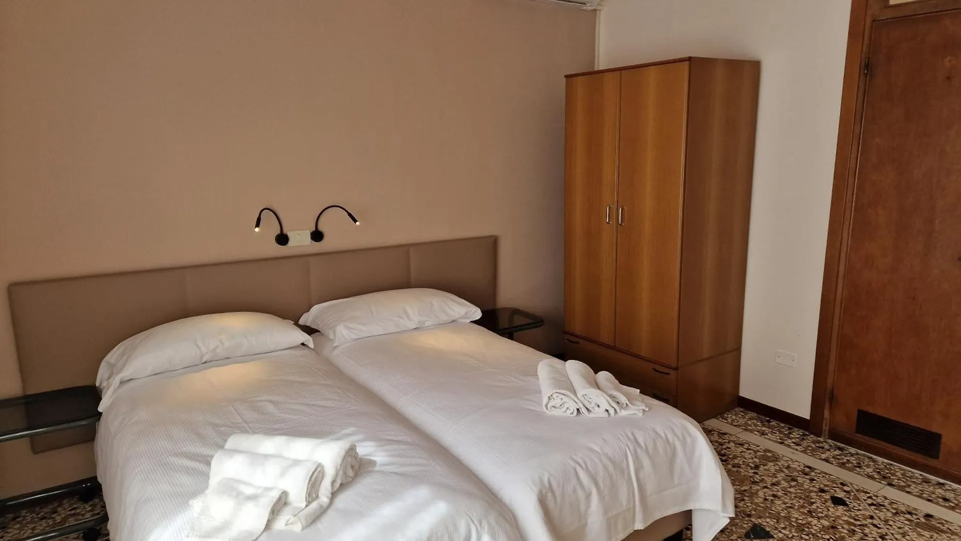 Albergo D'Ambros - Casa Belfiore Group 维琴察